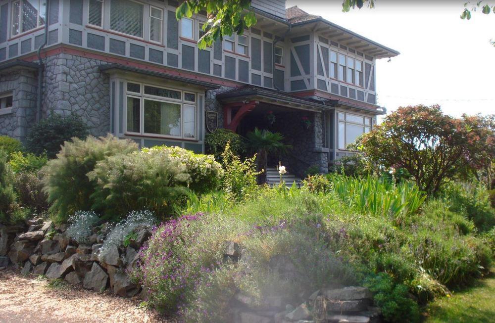 Dashwood Manor Seaside Bed & Breakfast Victoria Eksteriør billede