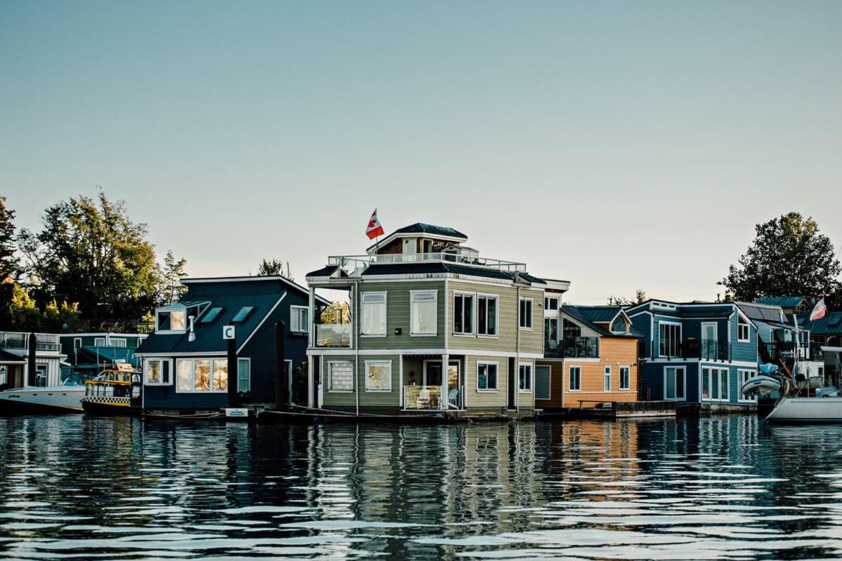 Dashwood Manor Seaside Bed & Breakfast Victoria Eksteriør billede